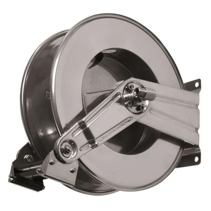 Retractable hose reel